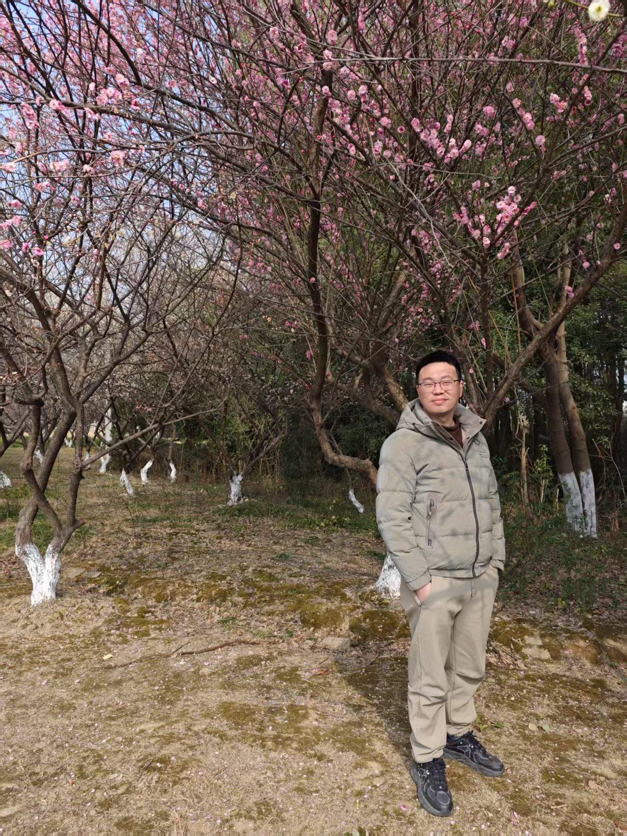 EE小新